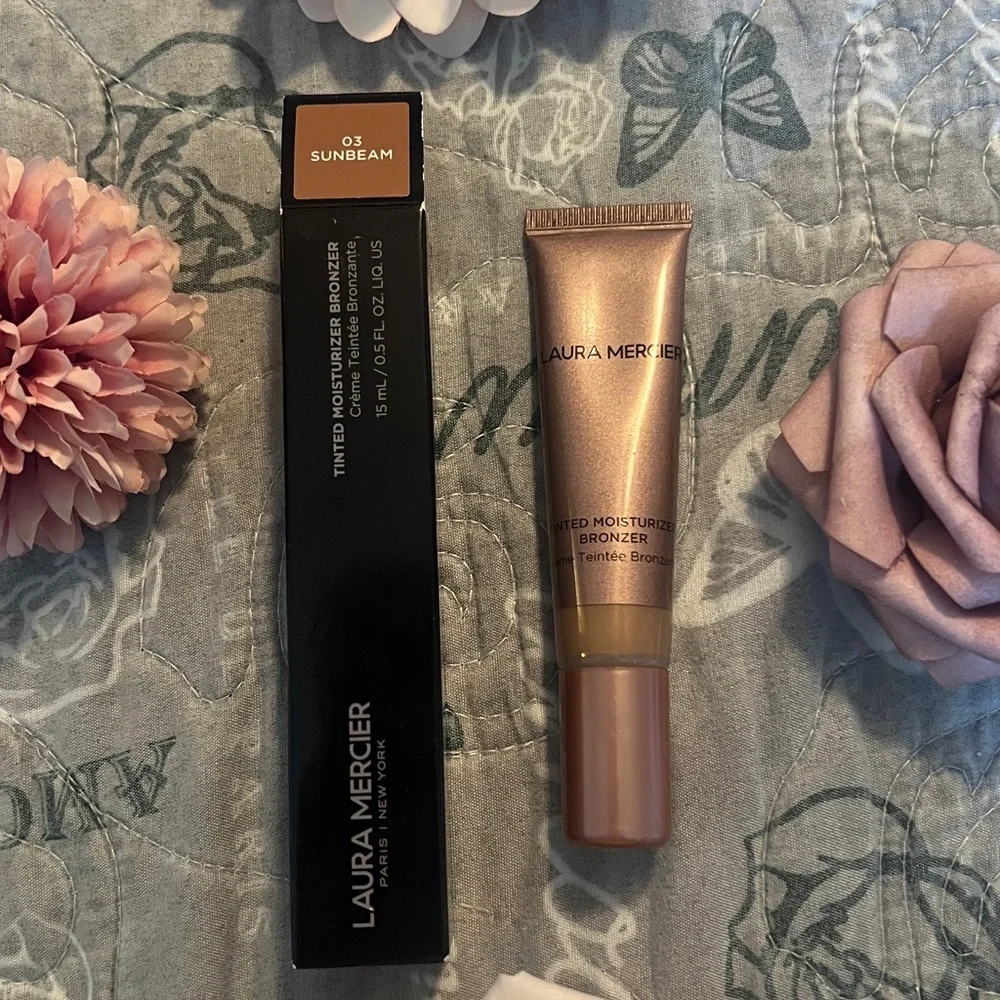 Laura Mercier Tinted Moisturizer Bronzer 03 Sunbeam